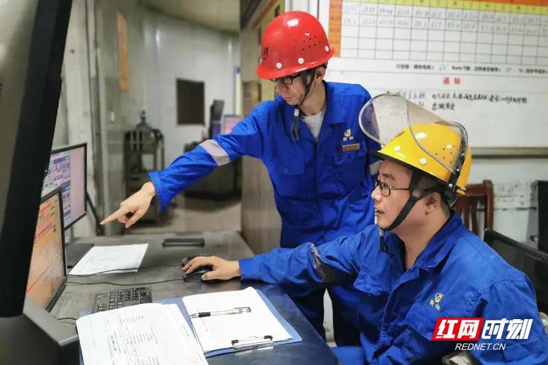 1644453244318877.jpg 02.jpg