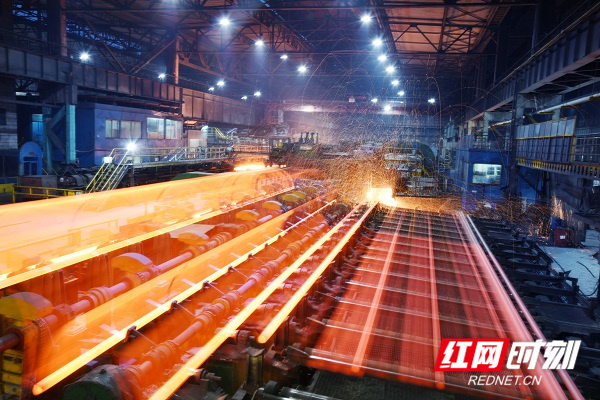 1665363239611086.jpg 國(guó)企十年01.jpg